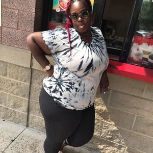 Meet your Posher, Alethea